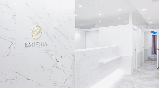 医療機関でしか取り扱えないスキンケアプログラム